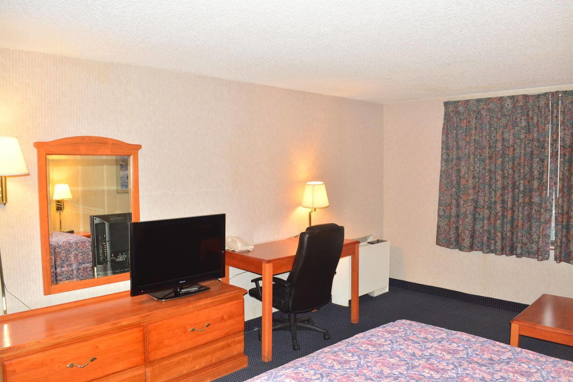 Elk Grove Hotel 엘크그루브빌리지 외부 사진