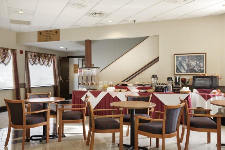 Elk Grove Hotel 엘크그루브빌리지 외부 사진